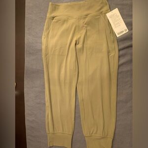 lululemon athletica Olive Ankle Pants